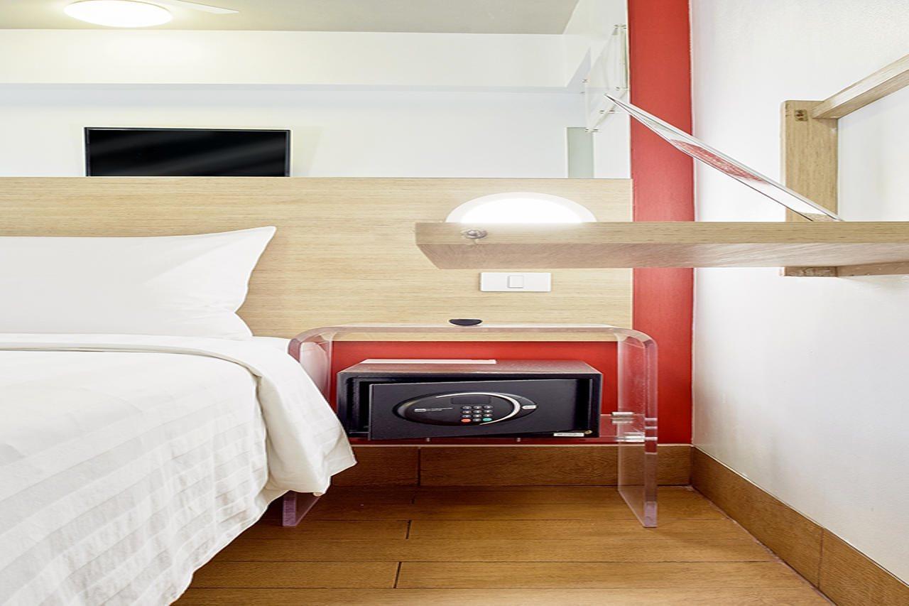Red Planet Manila Malate Mabini Otel Dış mekan fotoğraf