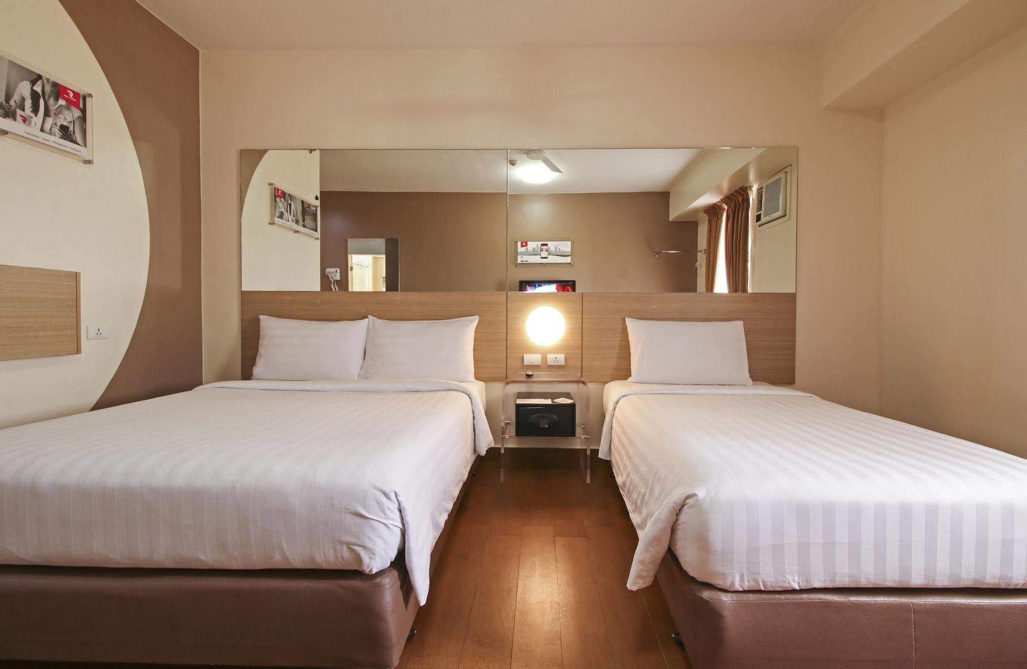 Red Planet Manila Malate Mabini Otel Dış mekan fotoğraf